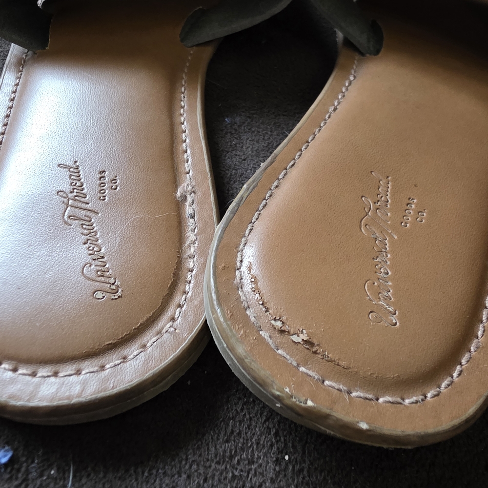 Universal Thread Tan Leather Slide Sandals - Picture 4 of 4
